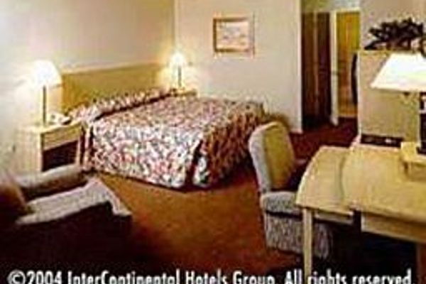 MOTEL 6 LODI CA (Lodi)